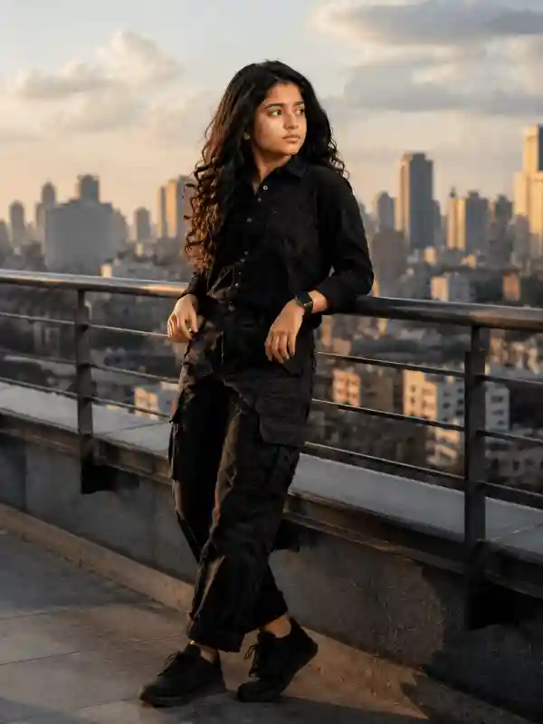 gemini ai photo prompts girl city rooftop view portrait 10.webp Girl standing on rooftop with city view created using gemini ai photo prompts girl trending