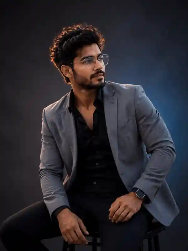 gemini prompt for men studio grey blazer portrait 4.webp Man studio portrait in grey blazer created using gemini prompt for men